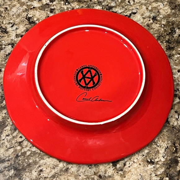 5 CAROL ANDERSON SIGNATURE POTTERY COLLECTION PLATES 9". HANDPAINTED - Picture 2 of 3